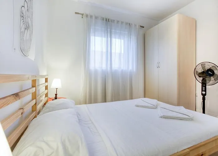 Seafront 3 Bedroom Lejlighed *