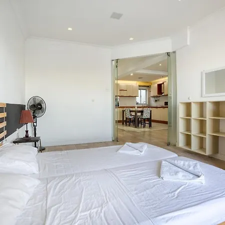 Seafront 3 Bedroom