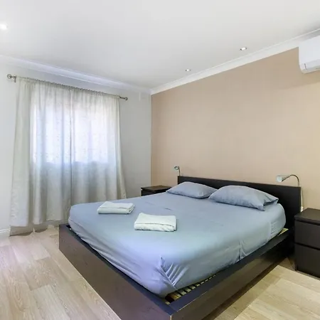 Daire Seafront 3 Bedroom