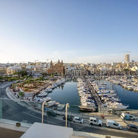 Daire Seafront 3 Bedroom Pietà