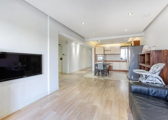 Seafront 3 Bedroom *