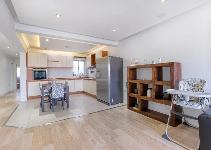 Seafront 3 Bedroom Apartment